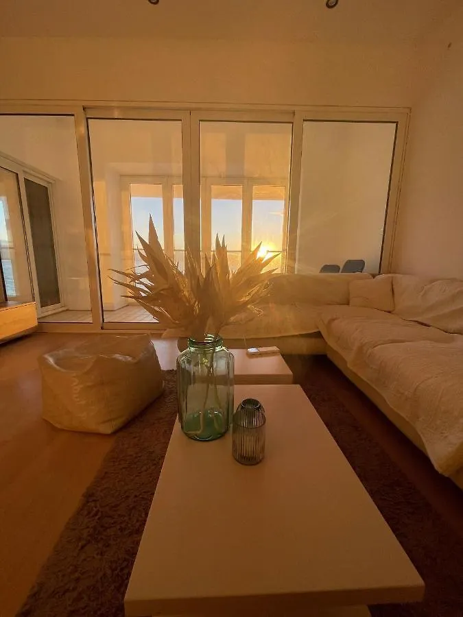 First Row To The Sea Apartamento Opatija